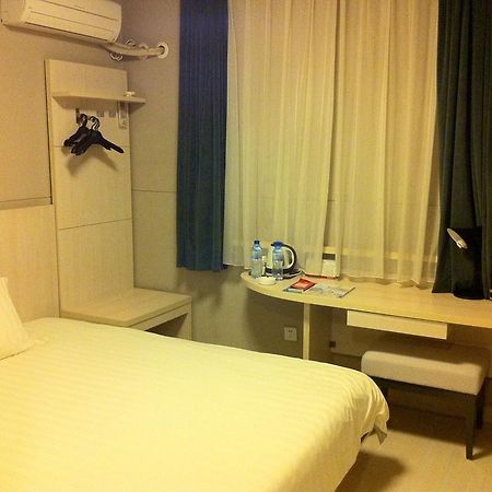 Jinjiang Inn Jining Guhuai Road Экстерьер фото